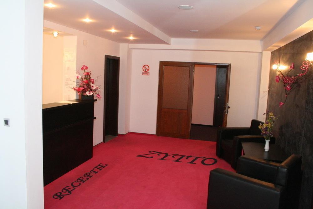 Hotel Zytto By Razvan Rat Slatina  Exterior foto
