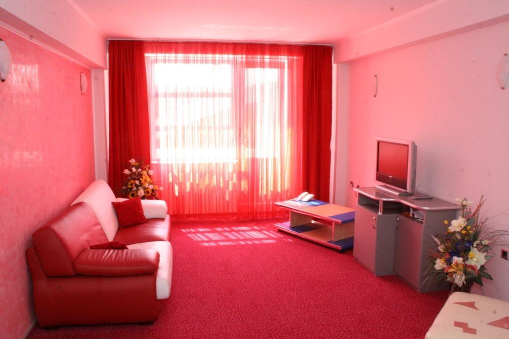 Hotel Zytto By Razvan Rat Slatina  Habitación foto