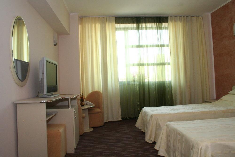 Hotel Zytto By Razvan Rat Slatina  Habitación foto